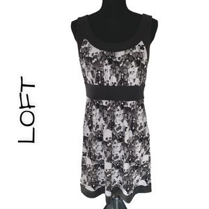 ☀️🎉HP!🎉 ANN TAYLOR LOFT Floral Sleeveless Dress, Size Small